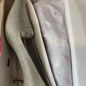 Brand new never worn Women’s shoes